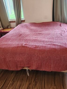 Pottery Barn King 100% Linen Paisley Jacquard Duvet Cover